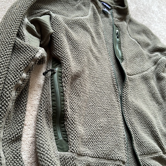 Patagonia MARS R2 Grid Fleece Jacket Rare
Military Issue Coat - Picture 4 of 9